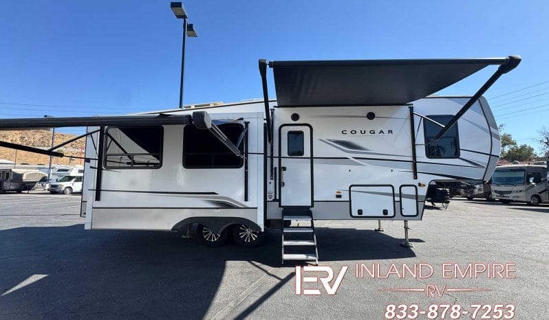 
								Used 2023 Keystone Cougar 290RLS for sale in Colton CA full									